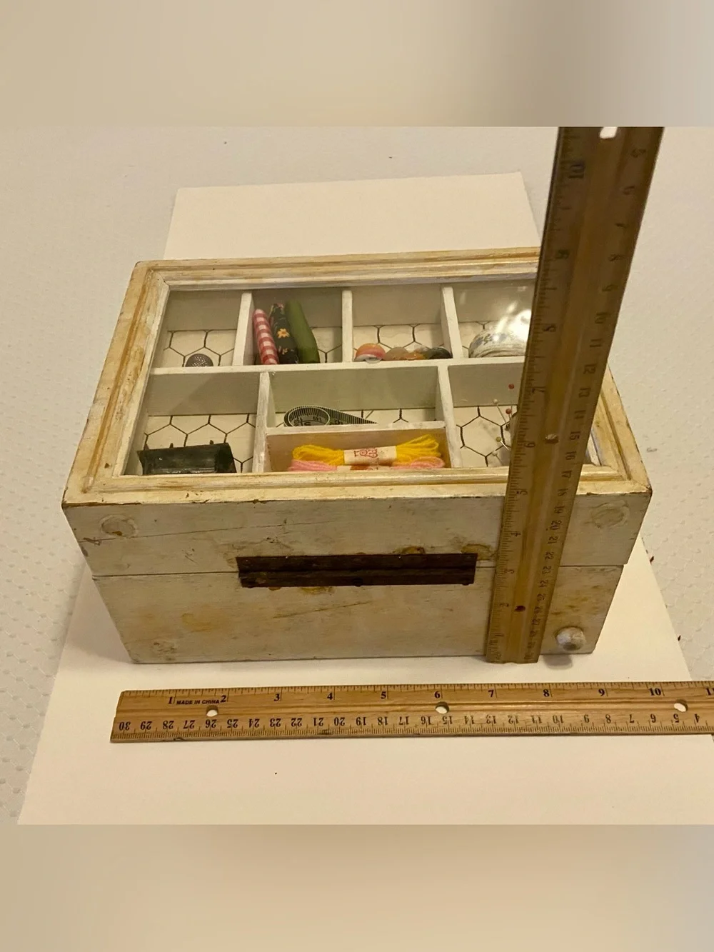 Vintage-Inspired White Wooden Sewing Storage / Purse. Signs of age, wear.
